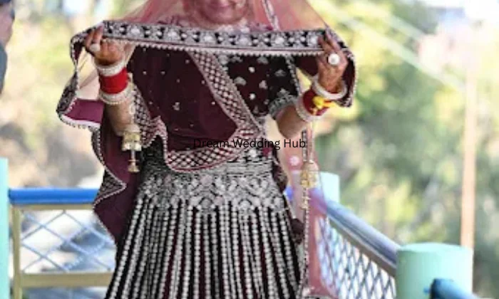 Nikhaar beauty parlour